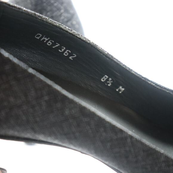 Stuart Weitzman Black Curvia Pumps Sz 8.5 - Picture 5 of 6